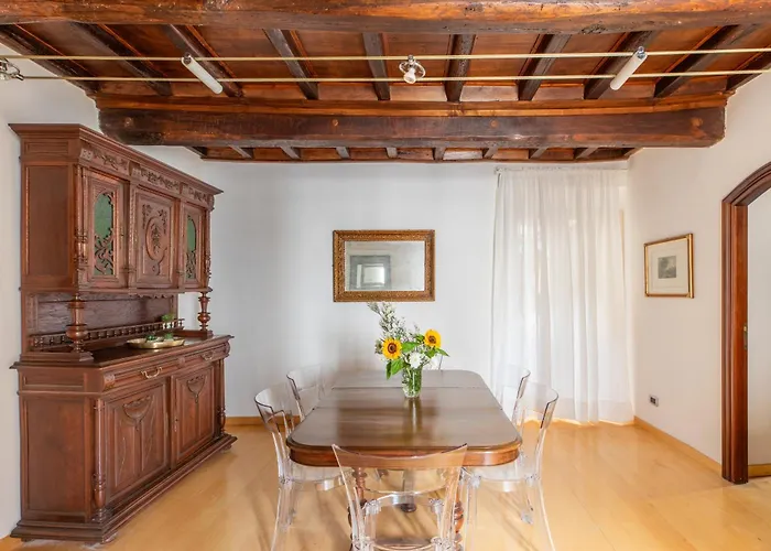 Iflat Trevi's Paradise Appartement
